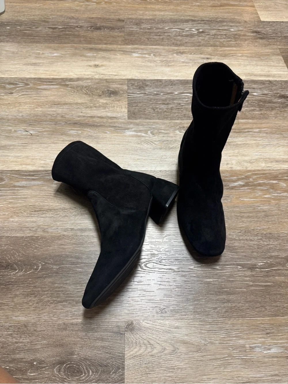 Kenneth Cole GENTLE SOULS - EMILY suede side zip boot